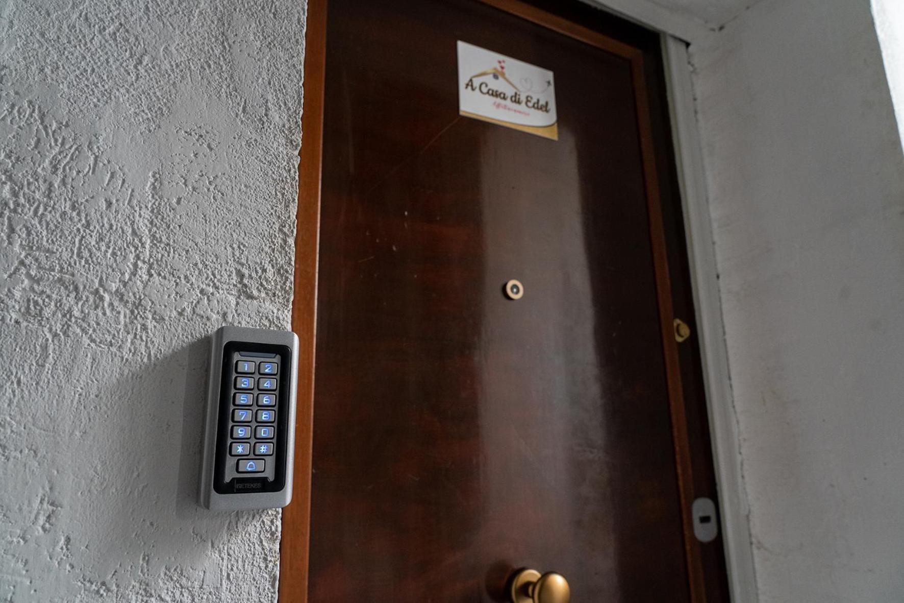 A Casa Di Edel Panzió Nápoly Kültér fotó